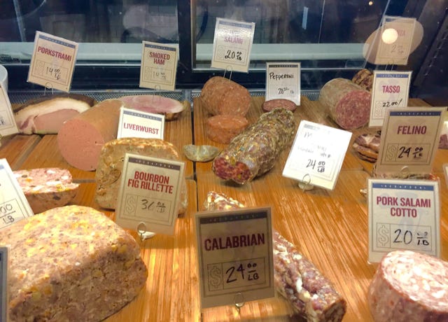 Food Trip - A culinary Adventure to America's Most Delicious Destinations